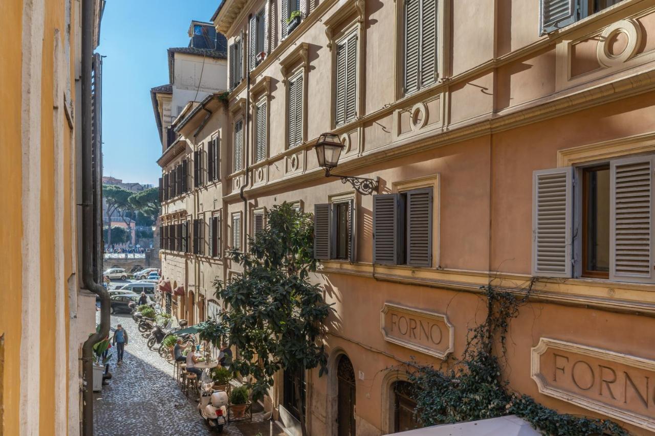 Lovely Spacious Apartment Near The Colosseum ローマ エクステリア 写真