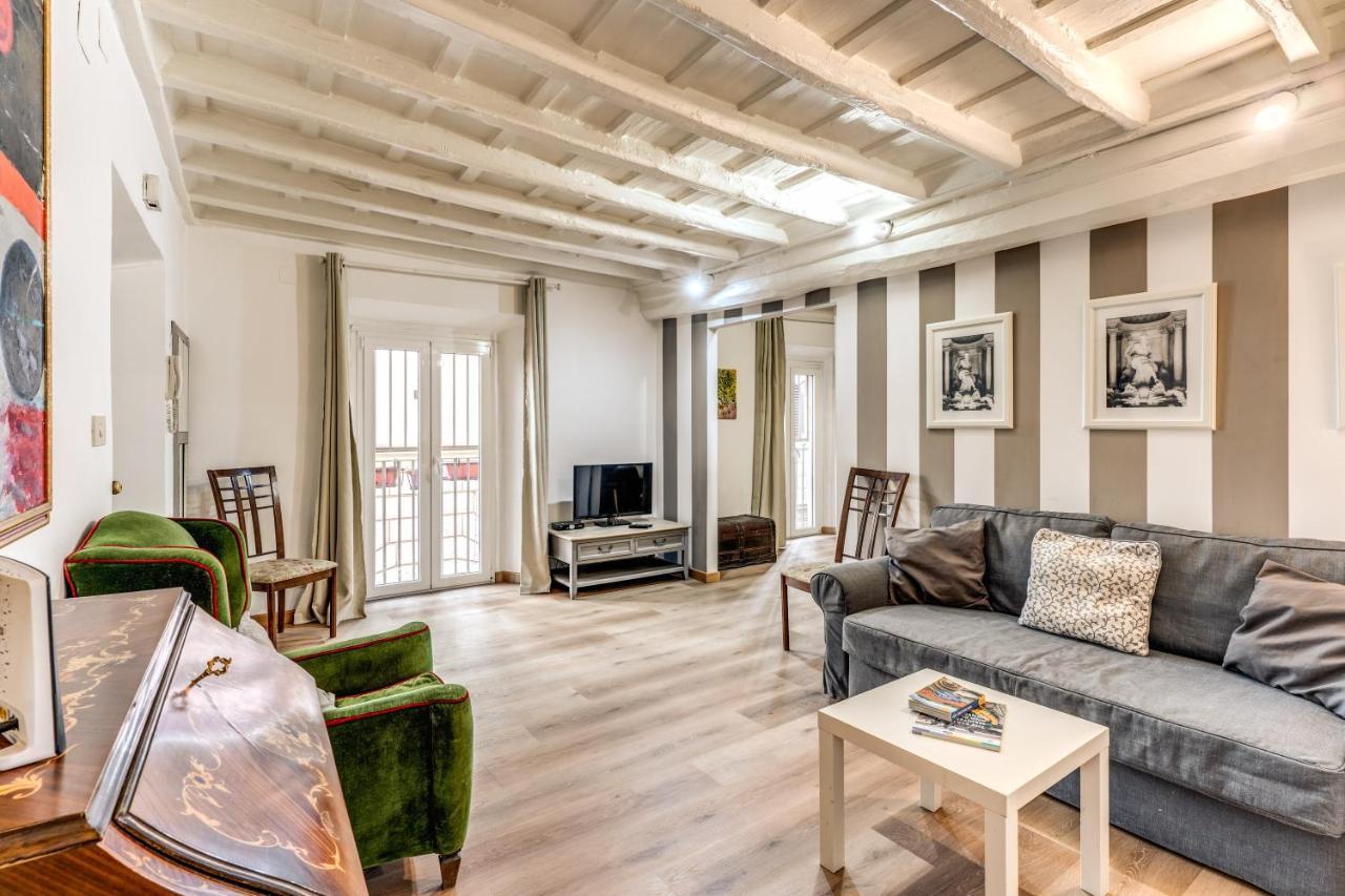 Lovely Spacious Apartment Near The Colosseum ローマ エクステリア 写真