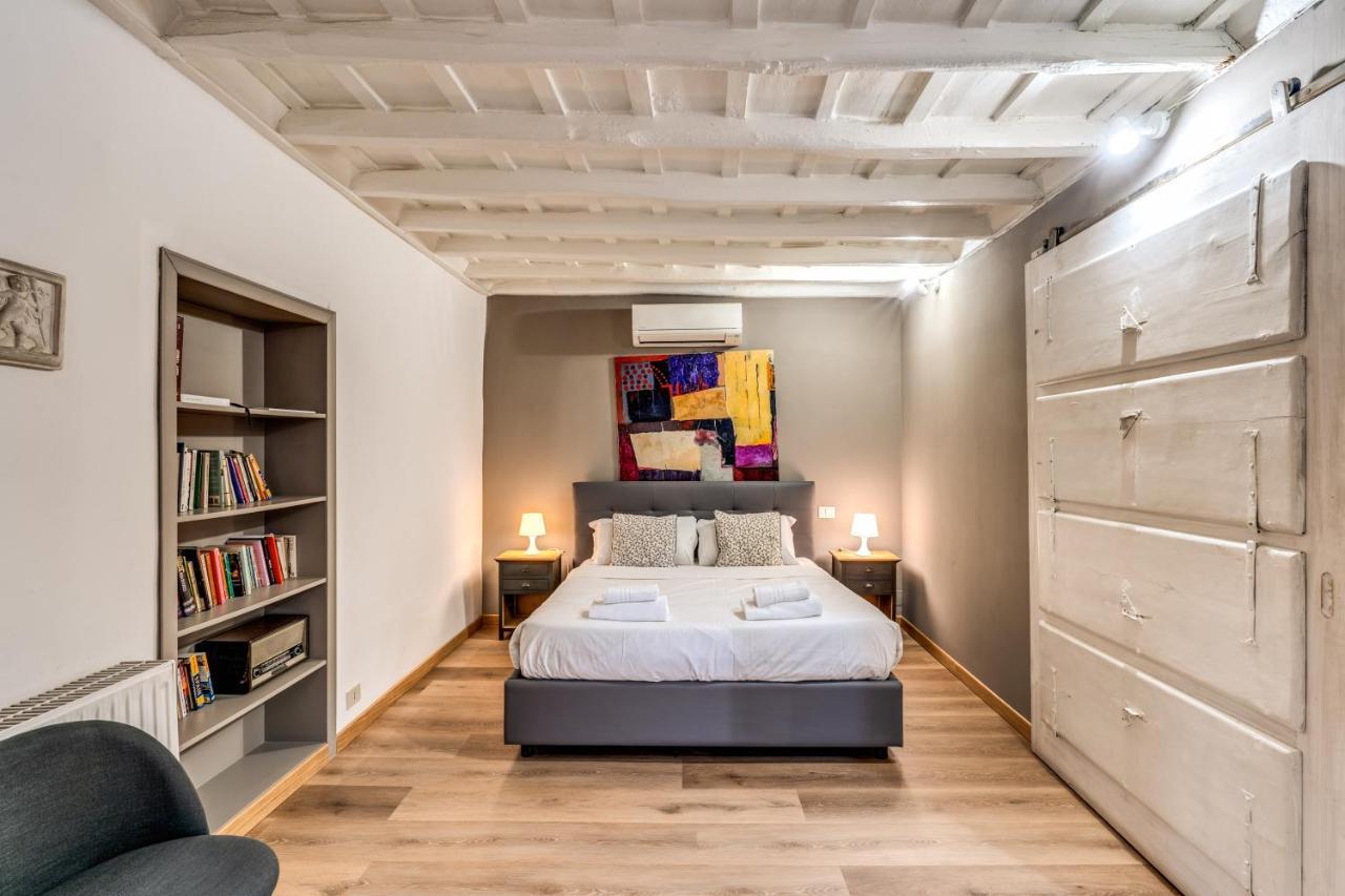 Lovely Spacious Apartment Near The Colosseum ローマ エクステリア 写真