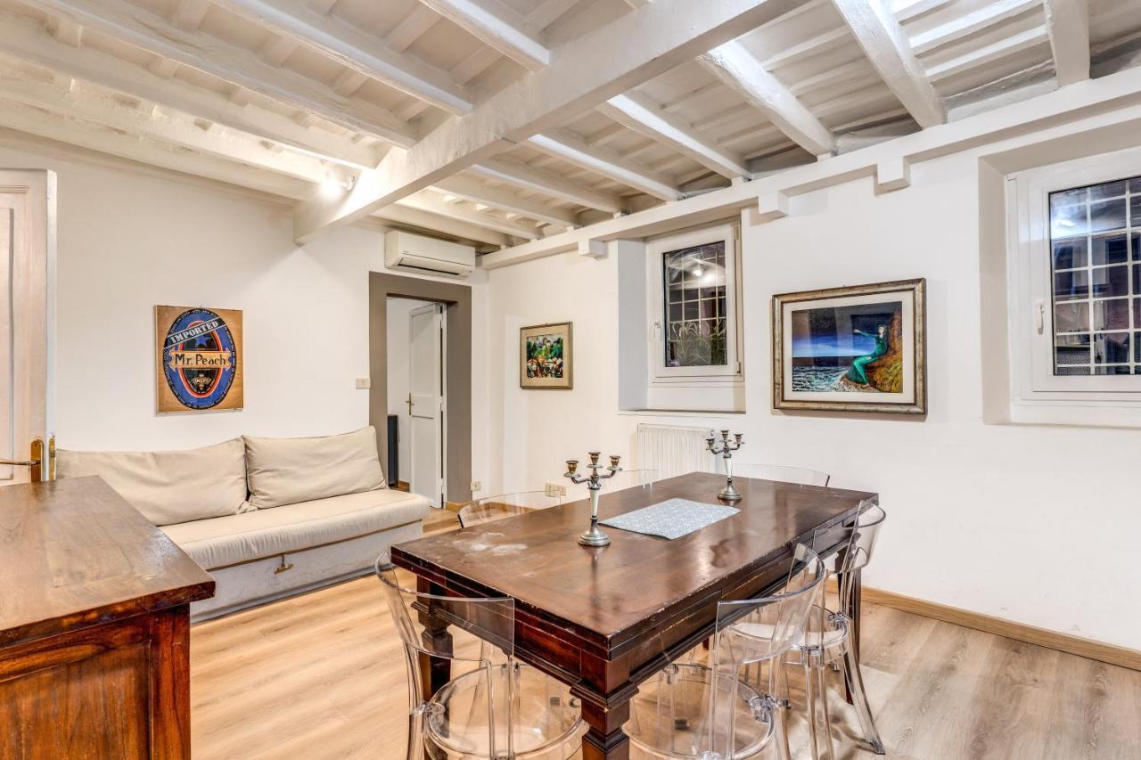 Lovely Spacious Apartment Near The Colosseum ローマ エクステリア 写真