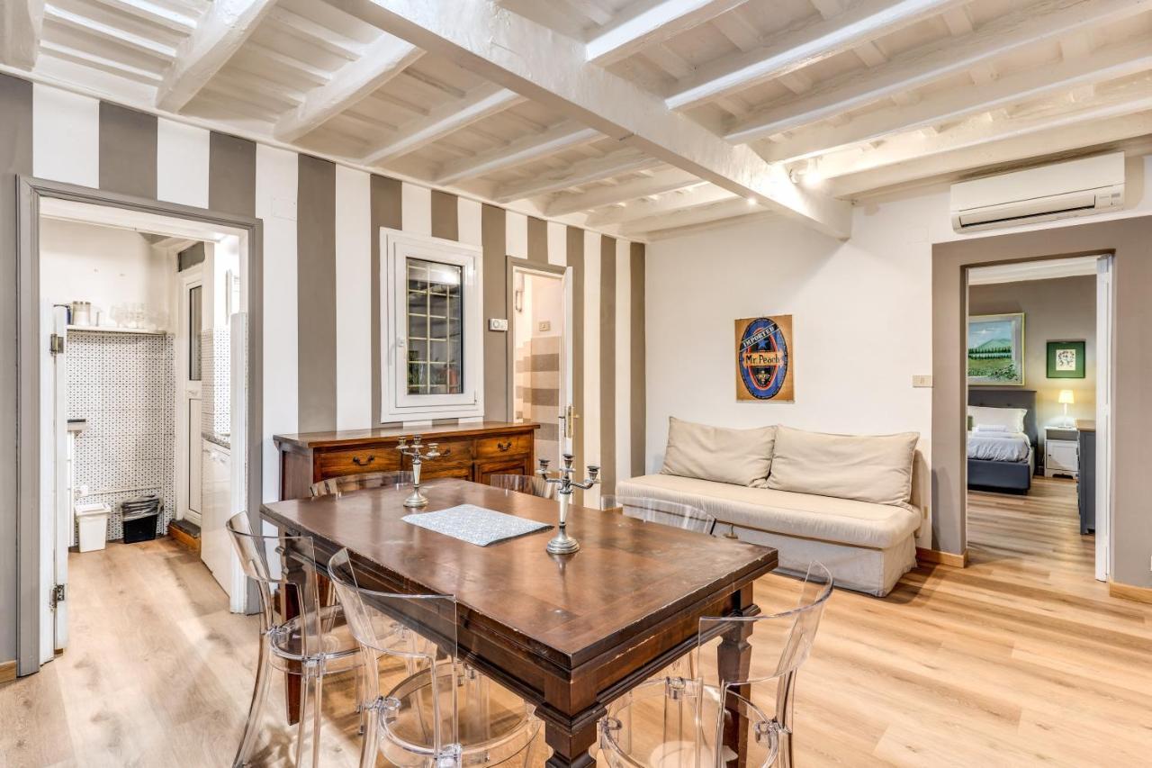 Lovely Spacious Apartment Near The Colosseum ローマ エクステリア 写真