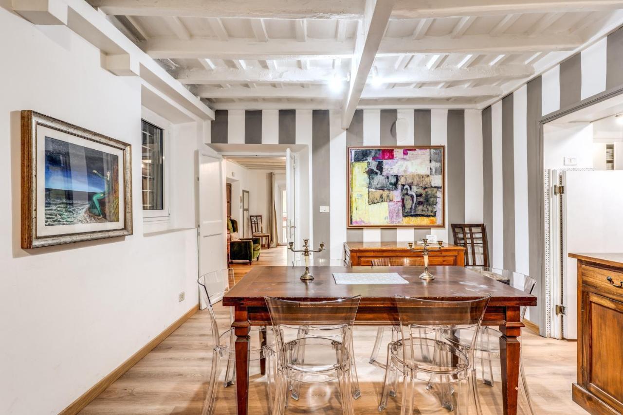 Lovely Spacious Apartment Near The Colosseum ローマ エクステリア 写真