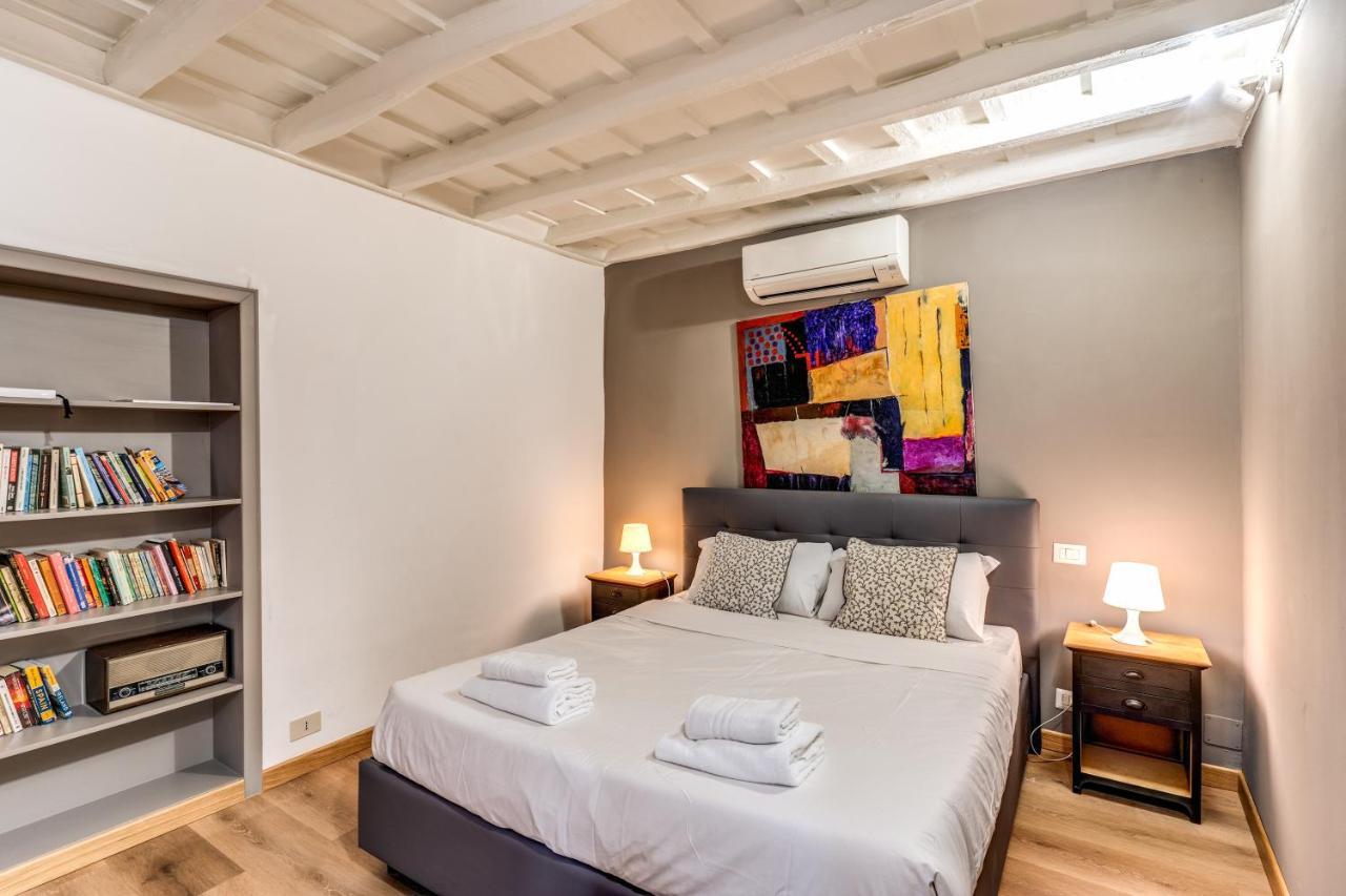 Lovely Spacious Apartment Near The Colosseum ローマ エクステリア 写真